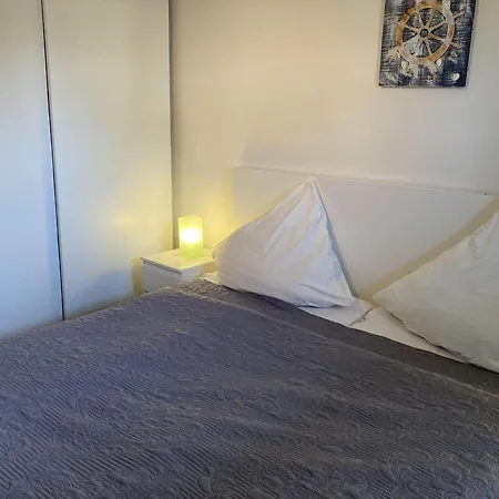 Haus-meeresglueck-wohnung-seeigel * Dahme (Schleswig-Holstein)